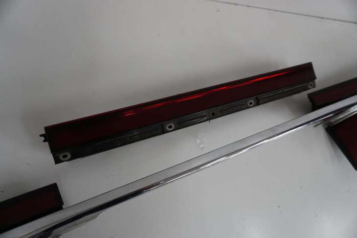 Toyota PreVIa II 2005r Blenda Klapy Tyl Lampa Chrom Komplet 422-77978 75813-28020 - obrazek 9