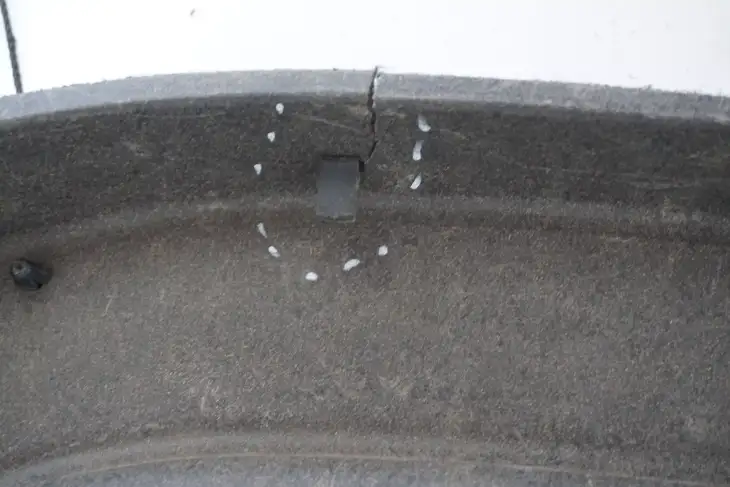 Toyota Auris I 2007r Tylna Półka Bagażnika 5d 64330-02440 - obrazek 6