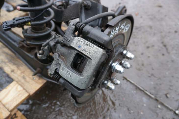 Mitsubihi Asx Belka Zawieszenia Sanki Zwrotnica - obrazek 5