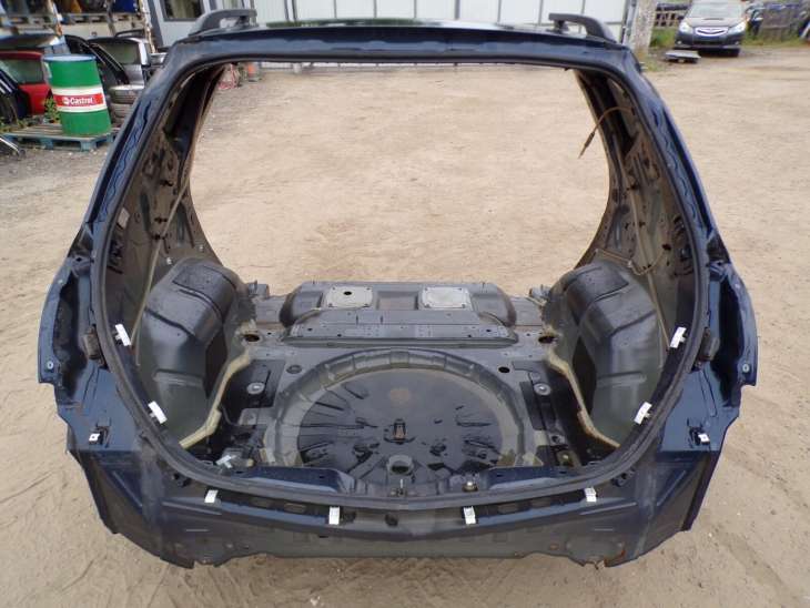 Nissan Murano Z50 Pas Tylny Błotnik Prawy Lewy