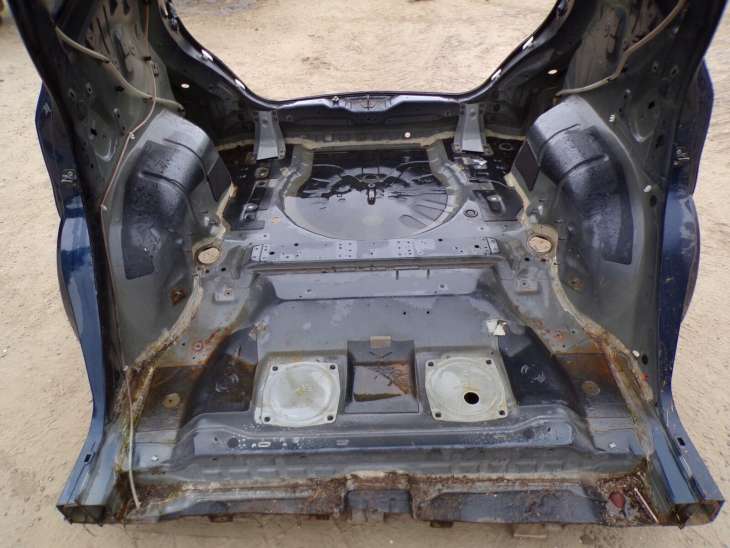 Nissan Murano Z50 Pas Tylny Błotnik Prawy Lewy - obrazek 4