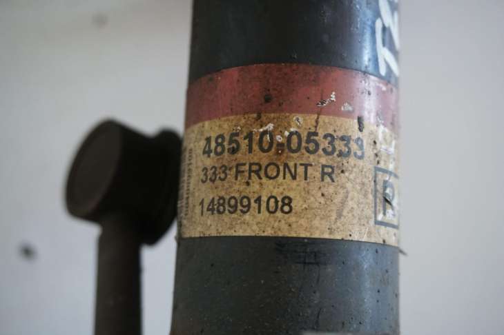 Toyota Avensis T27 Amortyzator Prawy Przedni 48510-05333 - obrazek 3