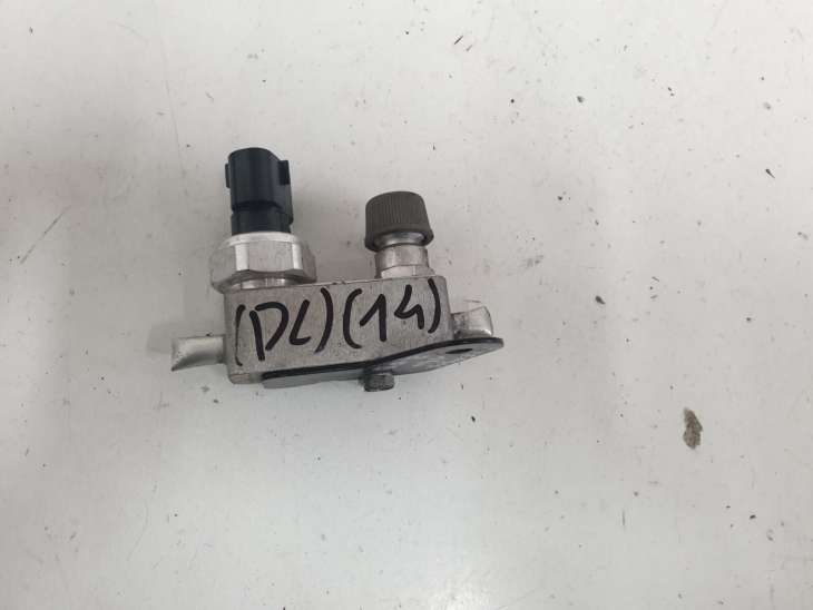 Toyota Avensis T27 Zawór Czujnik Klimatyzacji 88710-05410 49900-7880