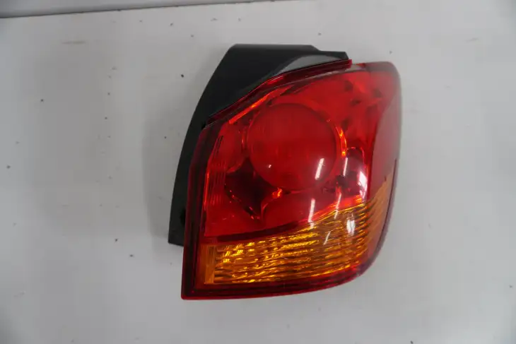 Mitsubishi Asx 2010-2016r Lampa Tylna Prawa 8330A690