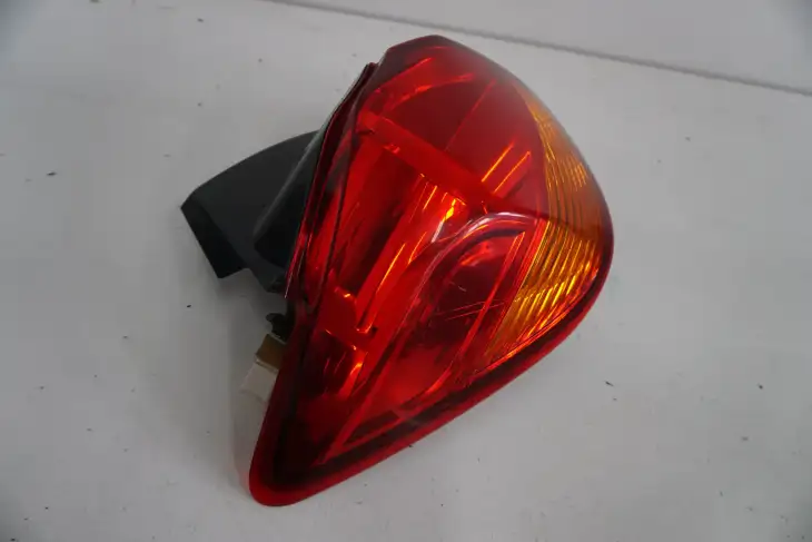 Mitsubishi Asx 2010-2016r Lampa Tylna Lewa 8330A689 - obrazek 2