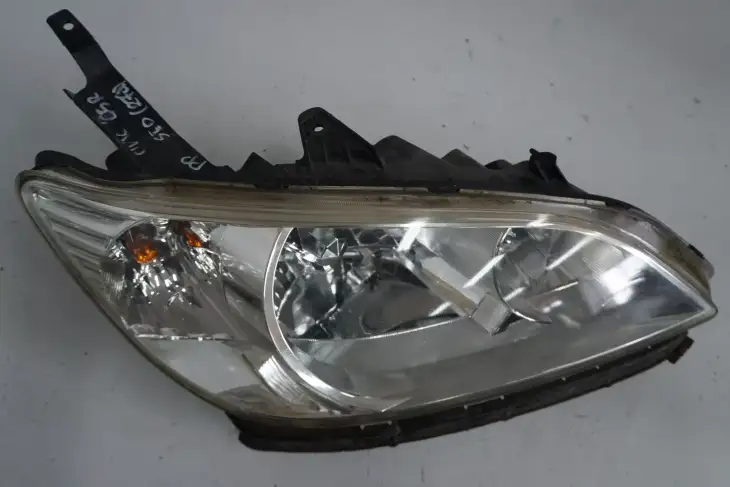 Honda CIVIc VII Sedan 2005r Lampa Prawa Przednia Przód Uk (NR 270) - obrazek 4