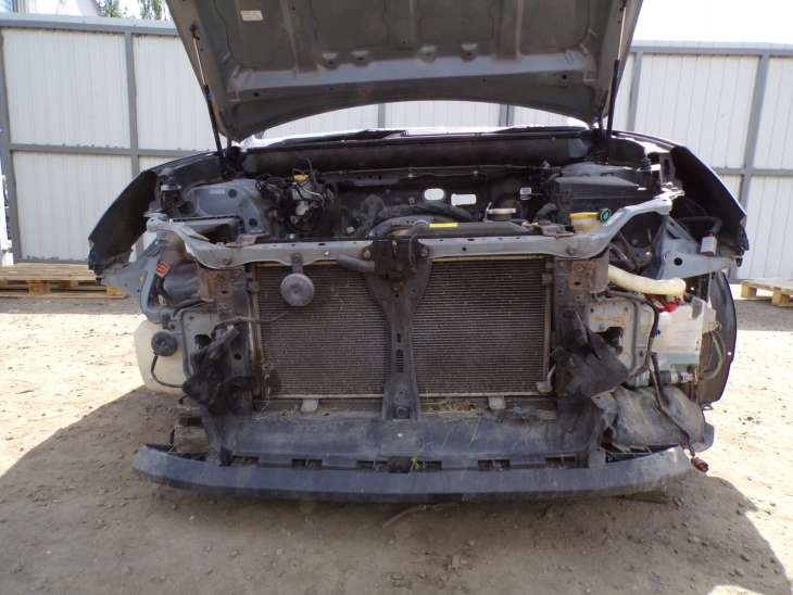 Subaru Legacy V Outback IV Pas Przedni Chłodnica