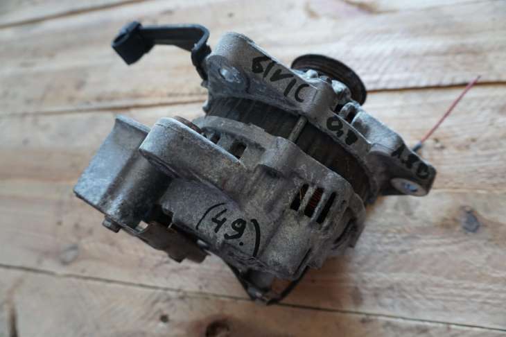 Honda CIVIc VIII Ufo Alternator A2tc1391ze Nr.49