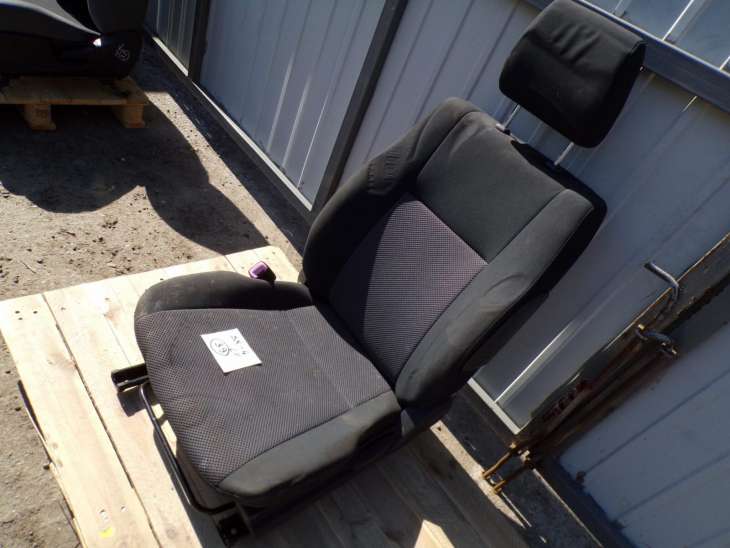 Suzuki Sx4 Fotel Lewy Przedni Nr.39 Uk - obrazek 3