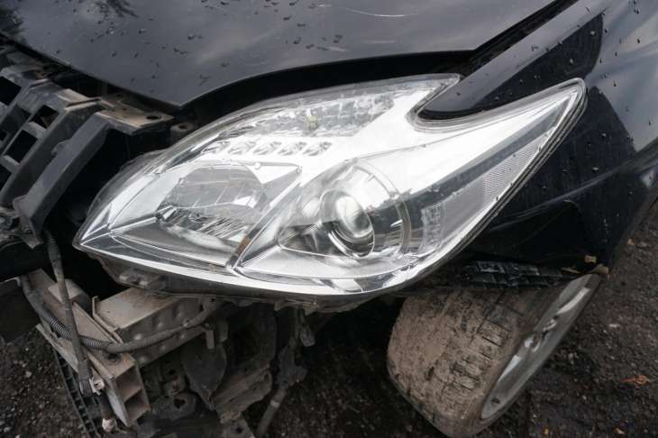 Toyota Prius III W3 Lampa Lewa Przednia Uk