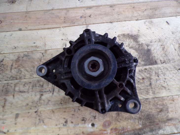 Nissan Note E11 Alternator 23100ax62a - obrazek 3