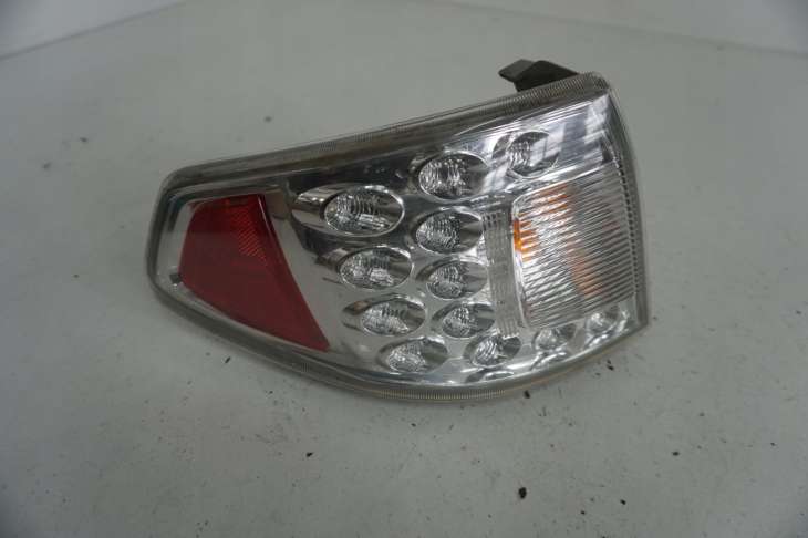 SUBARU IMPREZA GH lampa lewa tylna KOITO 220-20024