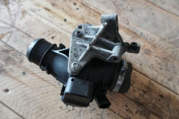 Suzuki Sx4 Przepustnica Delphi 9860030-80 9639469280 - obrazek 4
