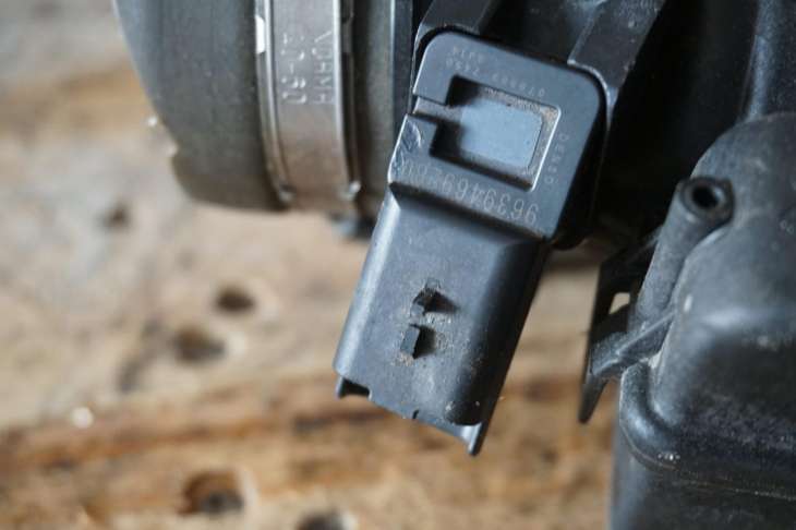 Suzuki Sx4 Przepustnica Delphi 9860030-80 9639469280 - obrazek 6