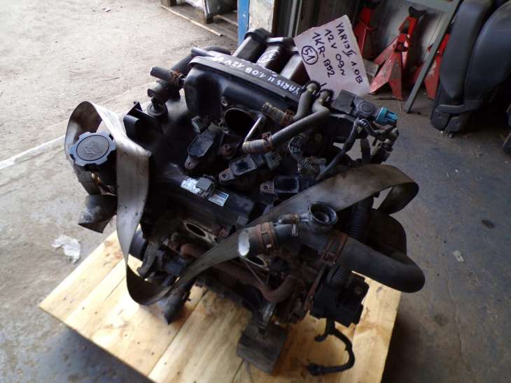 Toyota Iq 2009r 1.0b Silnik 1krfe Egr