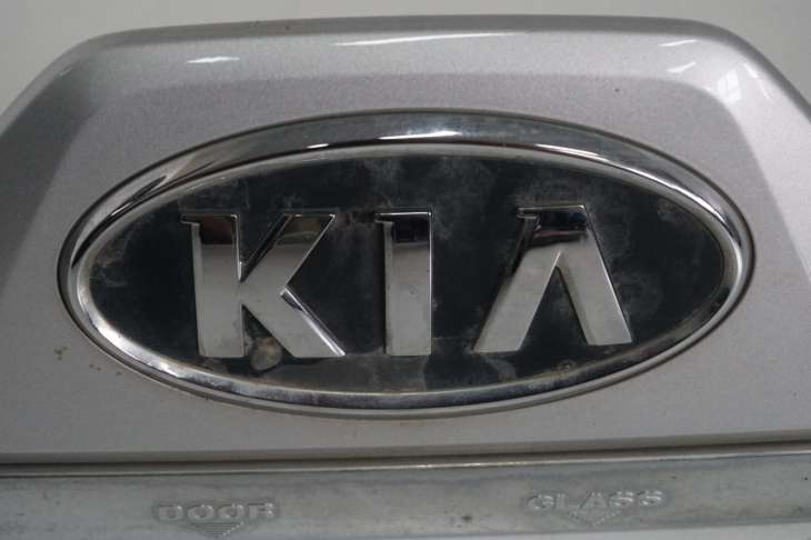 Kia Sportage II Blenda Klapy Bagażnika 87311-07110 - obrazek 2