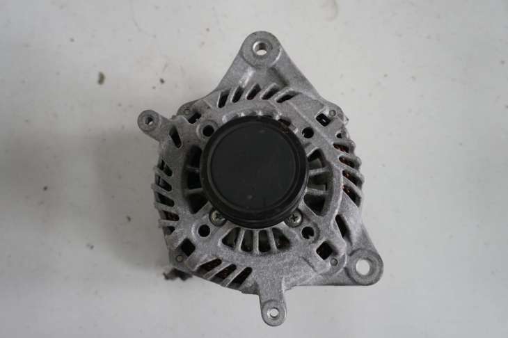 Subaru Levorg Lift 2020r Alternator 23700ab000 14.400km - obrazek 4