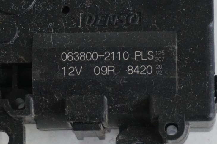 Lexus Is300h 2014 R Silniczek Nagrzewnicy Nawiewu 063800-2110 - obrazek 3