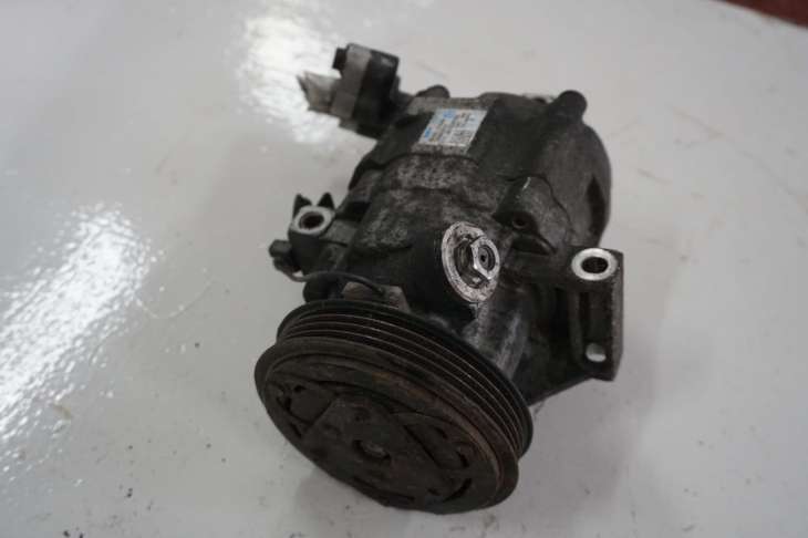 Suzuki Splash Kompresor Klimatyzacji 95200-51ka0