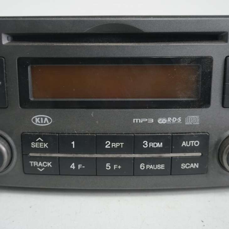 Kia Carens II 2007r Radioodtwarzacz Cd/Dvd/Gps Hn445un