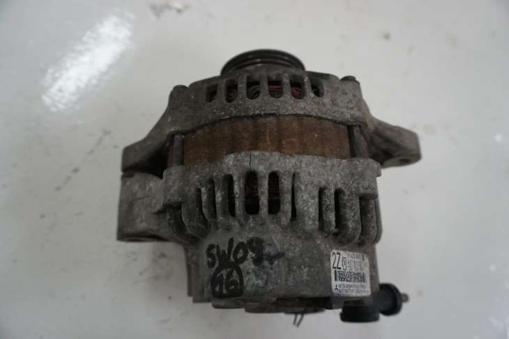 Suzuki Swift Mk6 2009r Alternator 31400-84e10
