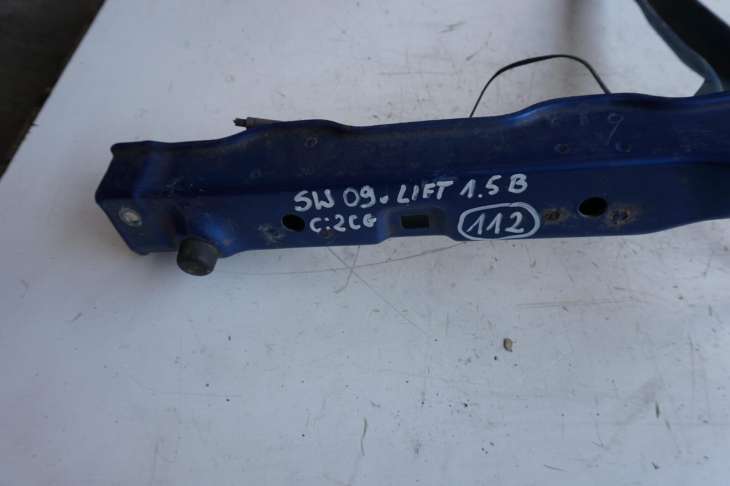 Suzuki Swift Mk6 2009r Lift Pas Przedni Wzmocnienie Kołor: Zcg - obrazek 2