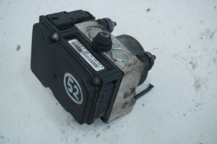 Nissan Note E11 Sterownik Abs 476609u100 Nr.52 476609u100 0265800518 0265231732 47660-9u100