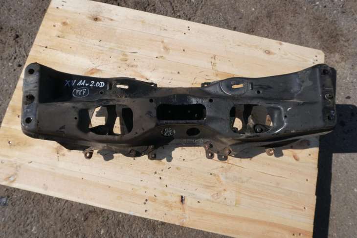 Subaru XV Belka Zawieszenia Przedniego Sanki Silnika 2.0d