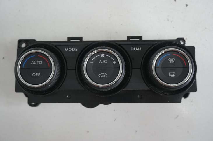 Subaru Forester IV Sj Panel Sterowania 72311sg040