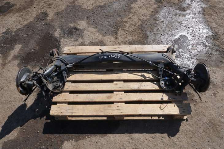Honda Jazz III Zwrotnica Belka Zawieszenia Tylnego 42100tf0g05