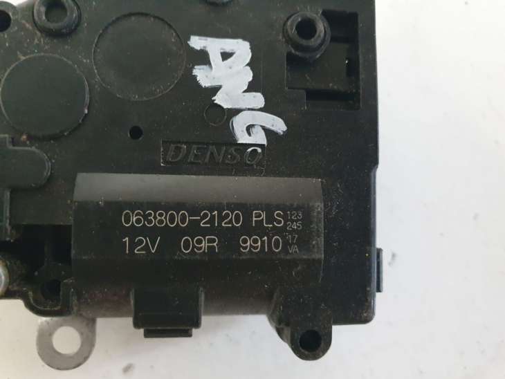 Lexus Is III Silniczek Nagrzewnicy 063800-2120 - obrazek 3