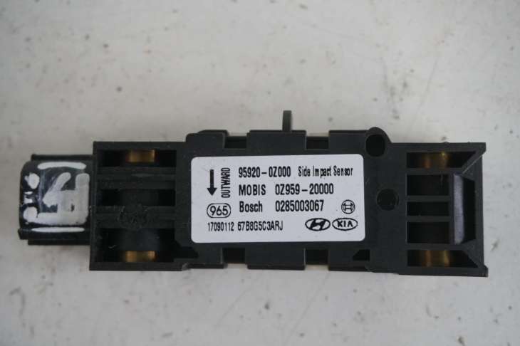 Kia Hyundai Czujnik Uderzenia 95920-0Z000 0285003067 - obrazek 2