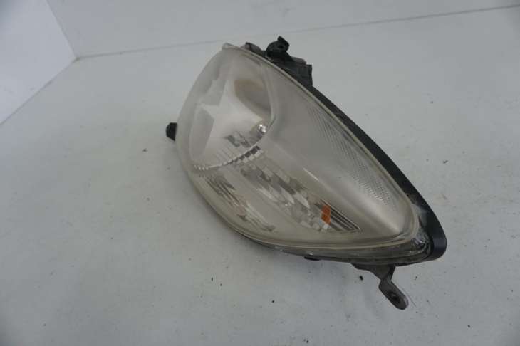 Toyota Yaris II Lampa Lewa Przednia Nr.42 Uk - obrazek 3