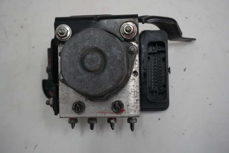Suzuki Swift Mk7 Pompa Abs 56110-68la2 68la2wd - obrazek 4
