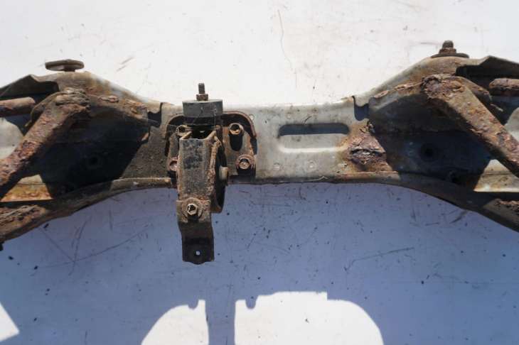 Toyota Mr2 III 2001r Belka Zawieszenia Sanki Tył - obrazek 7