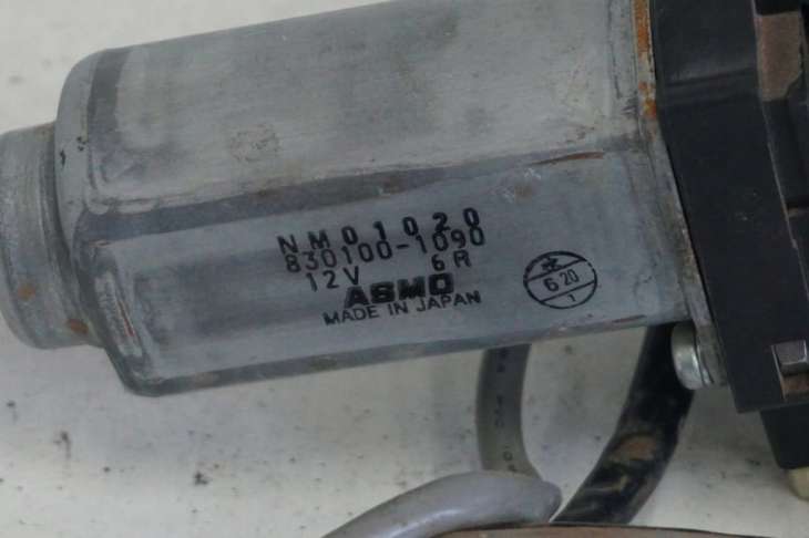 Subaru Forester IV Sj Mechanizm Podnoszenia Klapy Bagażnika 830100-1090 - obrazek 3
