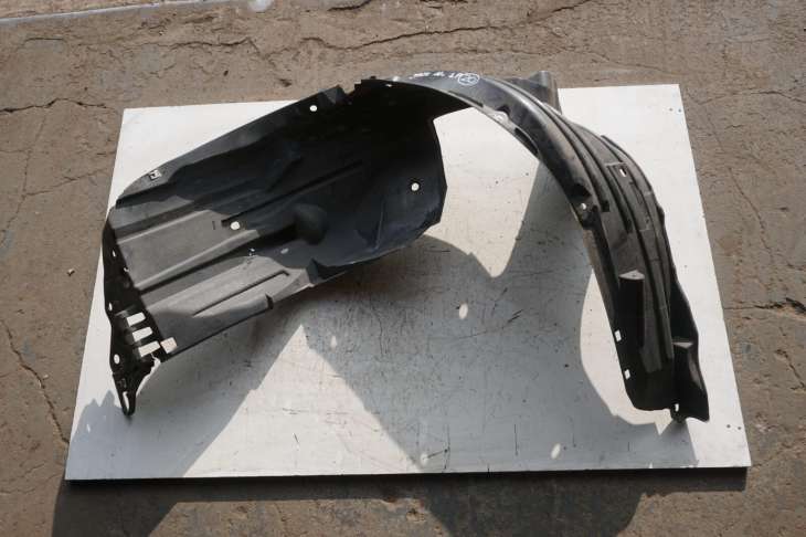 Honda Jazz III Nadkole Lewe Przednie 74151-Tf0 Nr.20