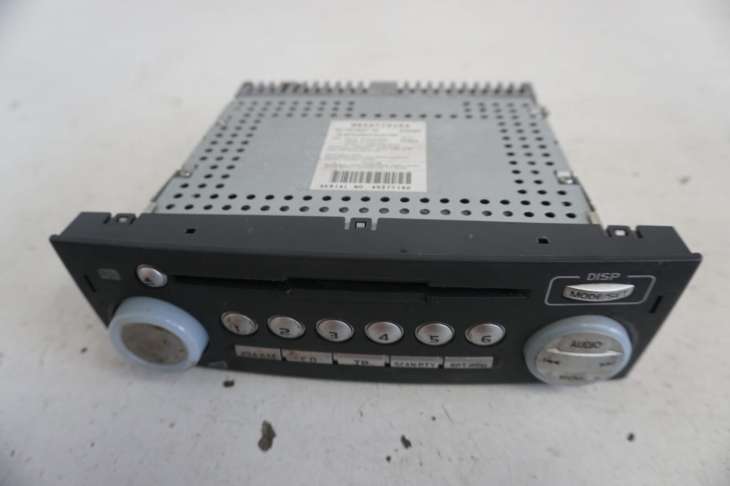 Mitsubishi Colt VI Radioodtwarzacz Cd Mr587702ha
