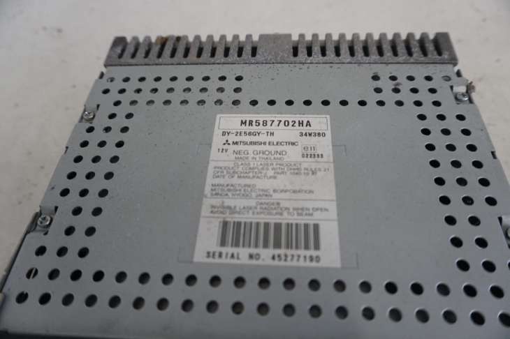Mitsubishi Colt VI Radioodtwarzacz Cd Mr587702ha - obrazek 2