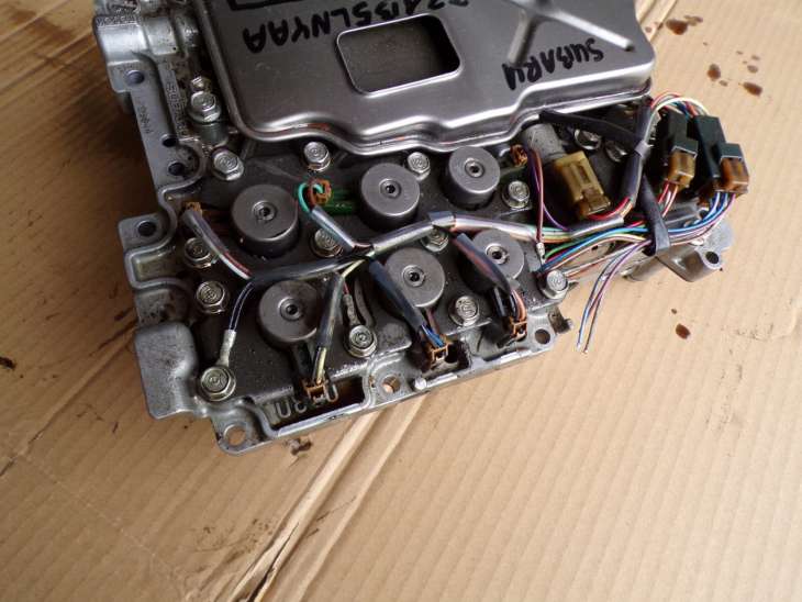 Subaru Elektrozawory Zawór Kontrolny Skrzyni - obrazek 2