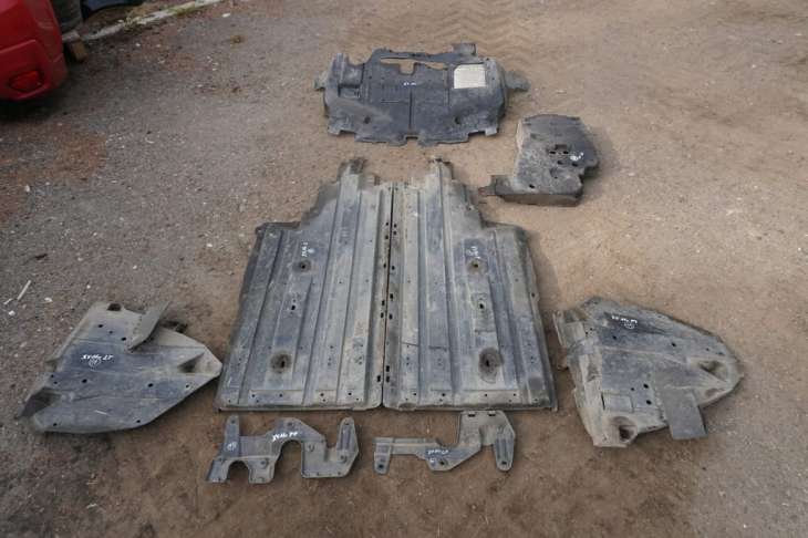 Subaru XV Gp Osłona Dolna Silnika Podłogi 56440ag160 42045fj030 42045fj020