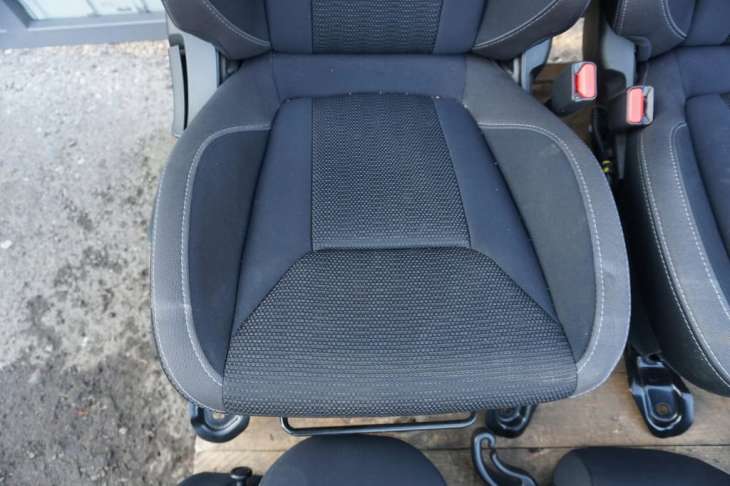 Subaru Impreza V Liftback Gt Fotele Kanapa Uk 2016r-2023R - obrazek 7