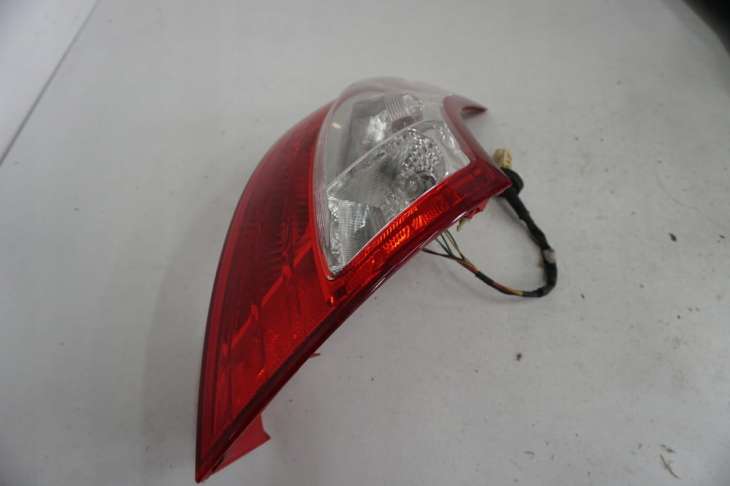 Suzuki Swift Mk7 IV 2013r Lampa Prawa Tylna 35650-68l00 - obrazek 7