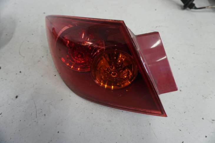 Mazda 3 Bk Lampa Tylna Lewa
