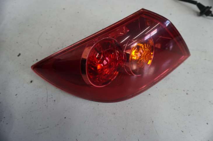Mazda 3 Bk Lampa Tylna Lewa - obrazek 2