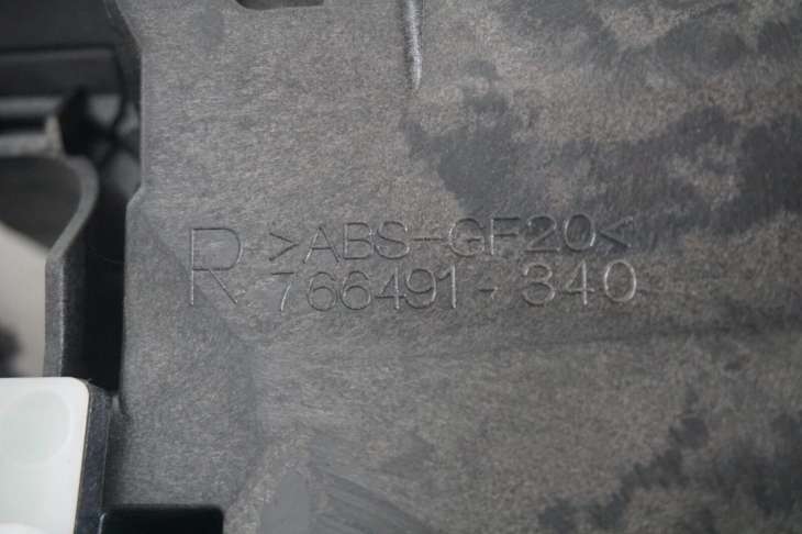Toyota Prius III Head Up 83108-47010 Uk - obrazek 5