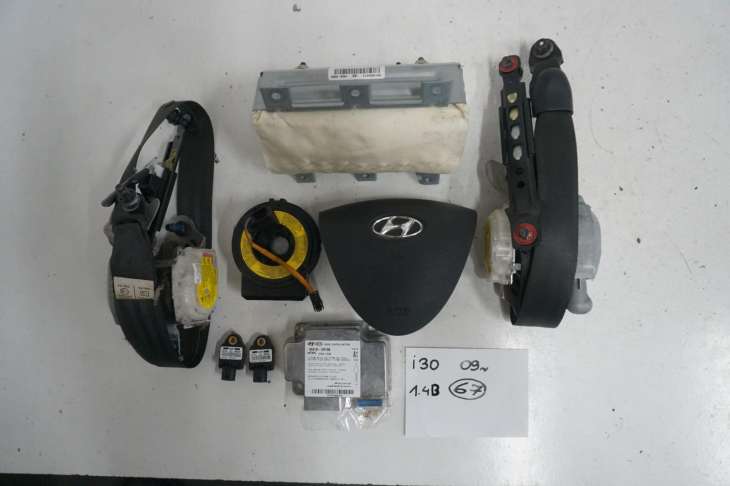 Hyundai I30 Poduszki Powietrzne 95910-2r100