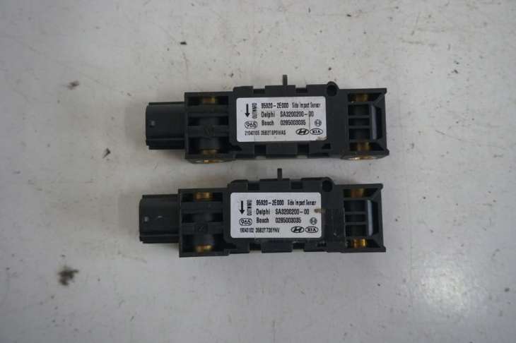Hyundai Tucson I Czujnik Uderzeniowy 0285003035 95920-2e000