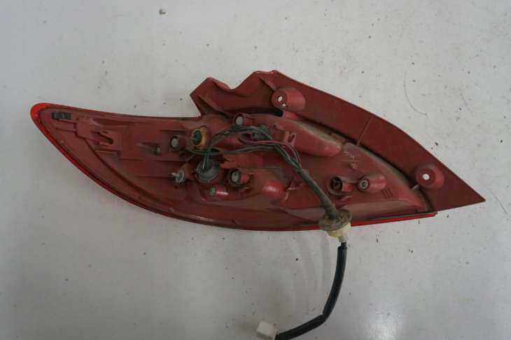 Mazda 2 II De 2008r Lampa Prawa Tylna - obrazek 5