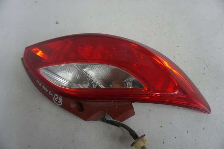 Mazda 2 II De 2008r Lampa Lewa Tylna - obrazek 3